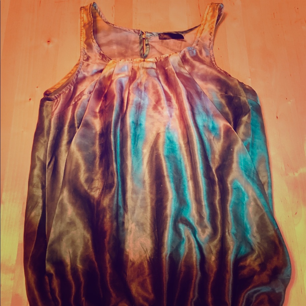 Sleeveless top